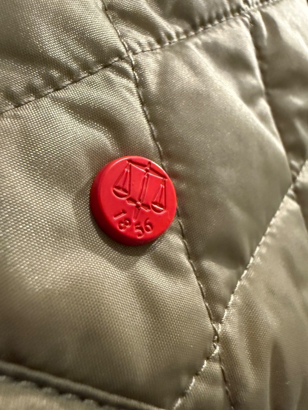 New w tags! Hunter Alison Water Resistant Insulated Long Quilted Coat. Size S. - Picture 11 of 11